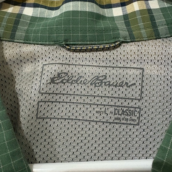 Eddie Bauer Men's Classic Fit Plaid Flannel Shirt Long Sleeve- Side L - Picture 4 of 8